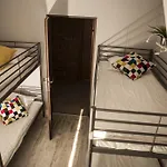 Za Murami بيت شباب *