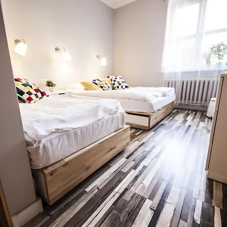 Za Murami Hostel *
