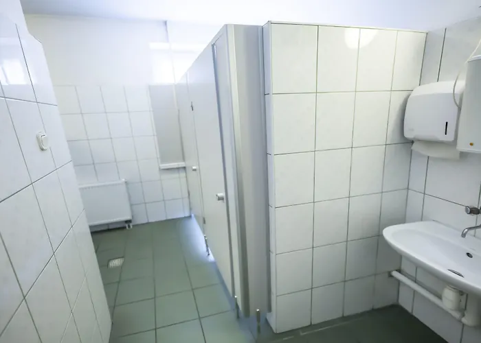 Za Murami Auberge de jeunesse