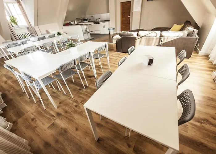 Auberge de jeunesse Za Murami *